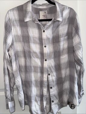 Gray and White Plaid Button-Down Flannel Shirt